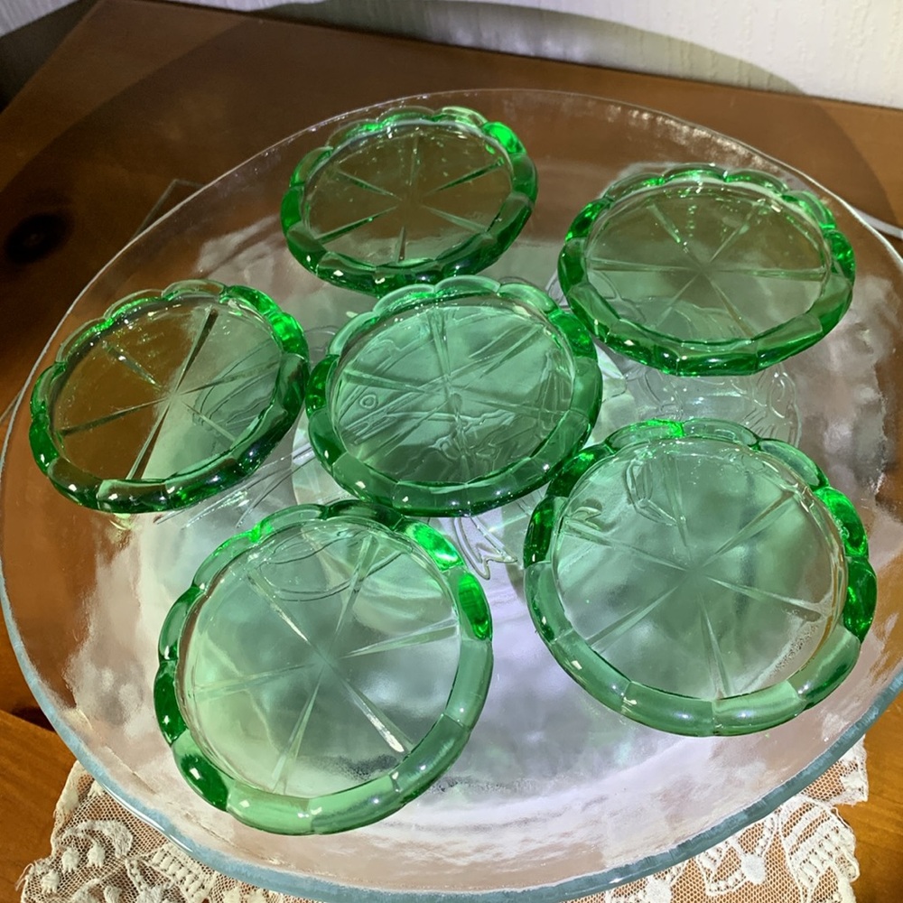 Hazel-Atlas Green Coasters with Rayed Center Vintage set of 6 - PRETTY & RARE - Picture 4 of 8